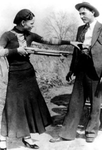 bonnie-and-clyde-auct_rasm1.jpg